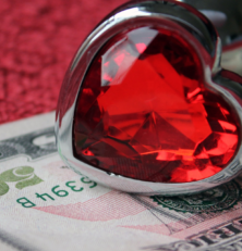 9 Things a Millionaire Wants from a Girlfriend